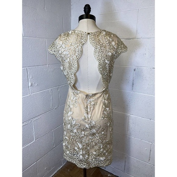 She And Sky Embroidered Bride Holiday Gold White Mini Dress Cutout Back L‎ - Picture 3 of 13